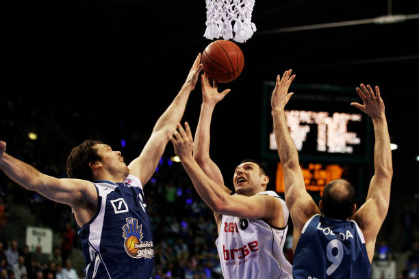 和条款上的 和条款上的