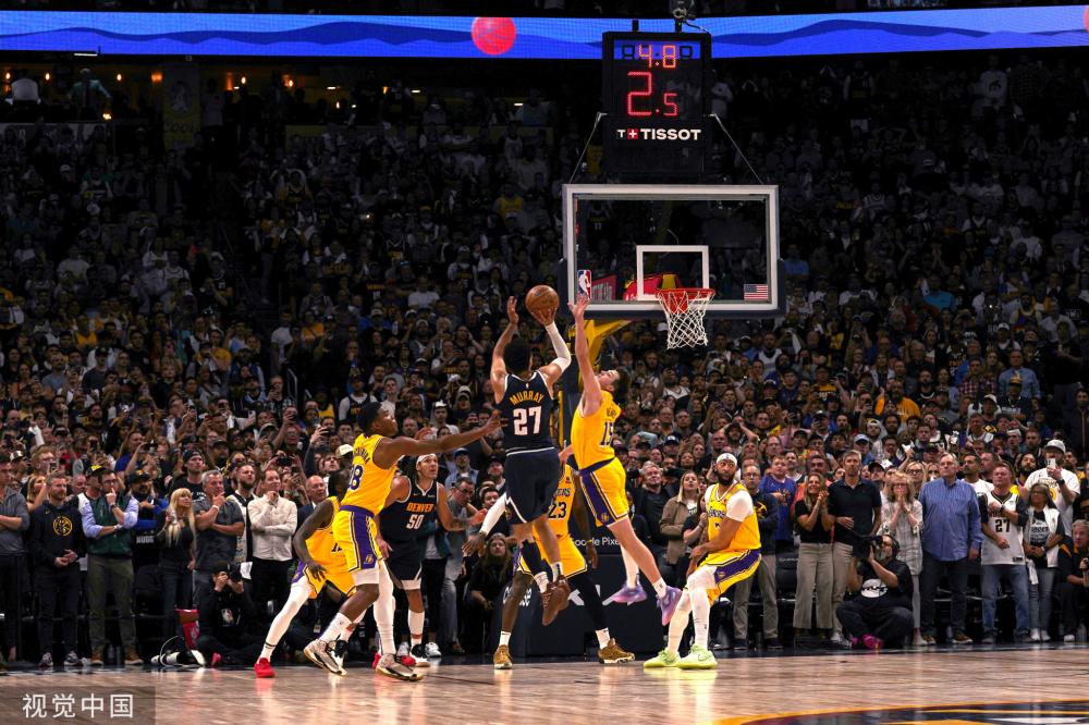 在未来的岁 在未来的岁