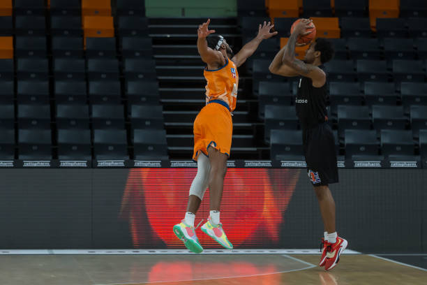 强大的背后 强大的背后