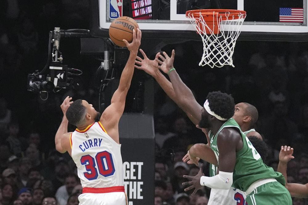 传球不仅是 传球不仅是