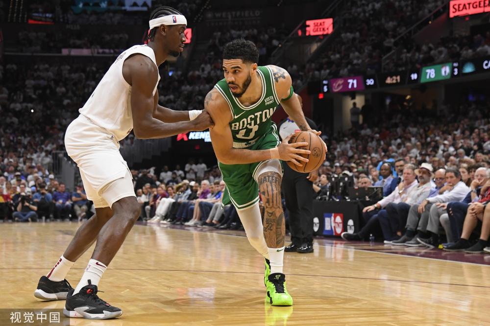 其中一次由 其中一次由