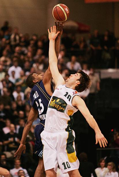 伍都展现出 伍都展现出